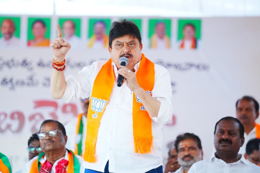 Pending dues of retired employees should be released.